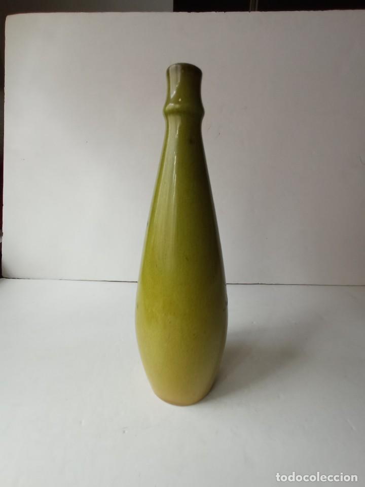 Botellas antiguas: BOTELLA DE CERAMICA VIDRIADA - Foto 1