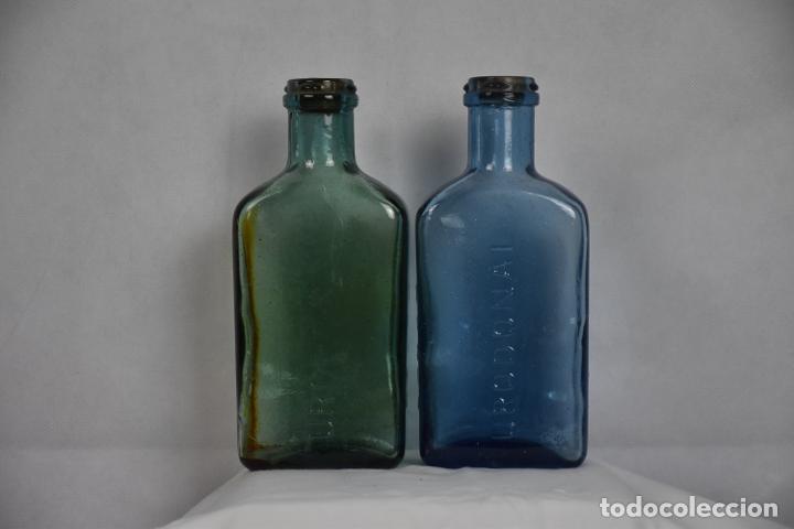 Botellas antiguas: Botellas de urodonal - Foto 1
