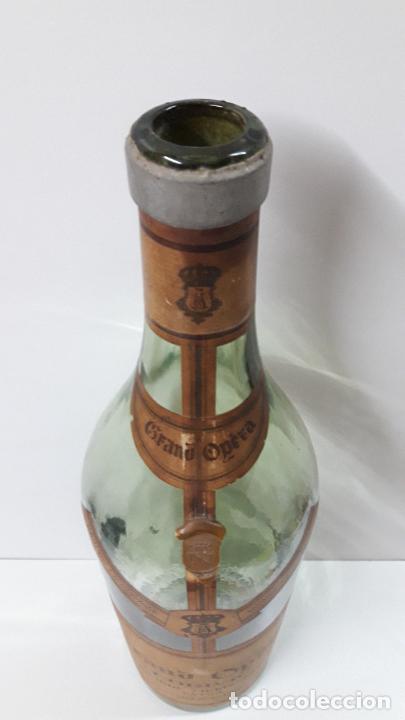 Botellas antiguas: ANTIGUA Y GRAN BOTELLA CON DOSIFICADOR DE COÑAC COGNAC - GRANDE CHAMPAGNE - GRAN OPERA . ALTO 55 CM - Foto 11 - 276531778
