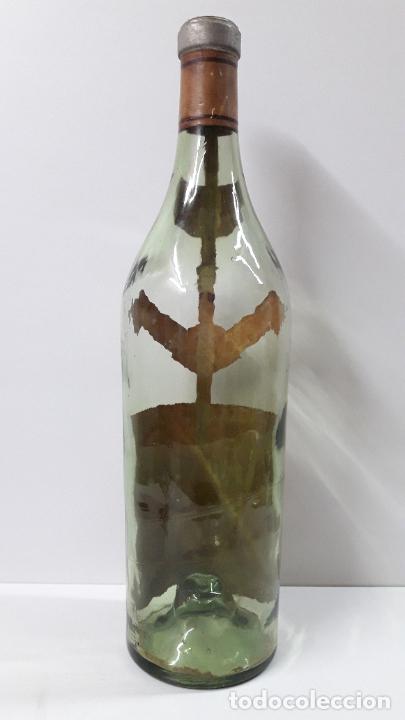 Botellas antiguas: ANTIGUA Y GRAN BOTELLA CON DOSIFICADOR DE COÑAC COGNAC - GRANDE CHAMPAGNE - GRAN OPERA . ALTO 55 CM - Foto 16 - 276531778