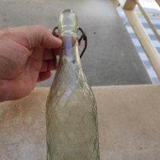 Botellas antiguas: ANTIGUA BOTELLA AGRUPACIÓN DE FABRICANTES DE GASEOSAS - VALENCIA - VERDE -