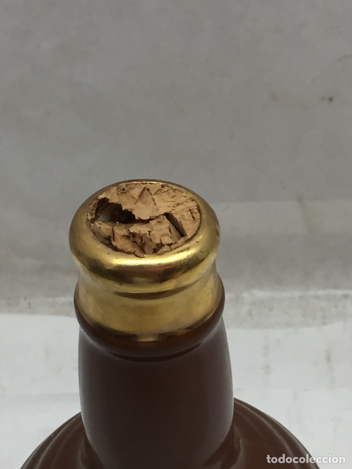 Botellas antiguas: Botella Bells, vac&iacute;a - Foto 3