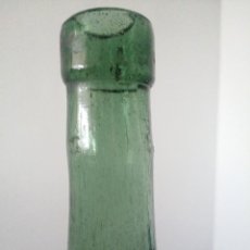 Botellas antiguas: ANTIGUA BOTELLA GARRAFA DAMAJUANA 8 O 10 LITROS CON PEQUEÑAS BURBUJA EN EL CRISTAL CASTRIL GRANADA