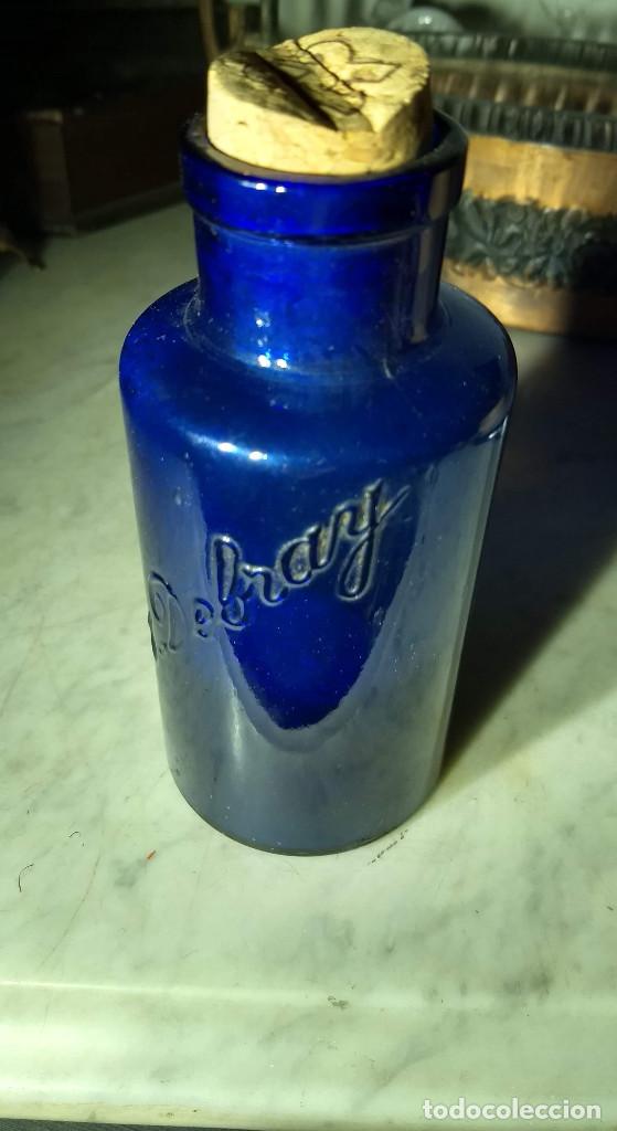 Botellas antiguas: Botella de cristal azul. Caf&eacute;s Debray - Foto 2