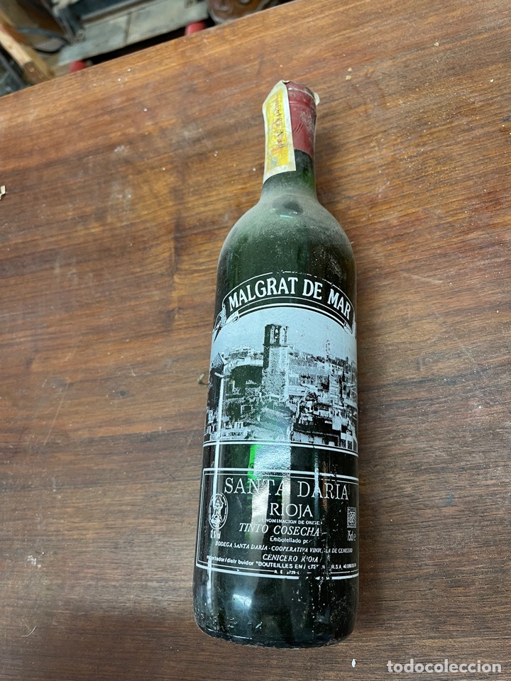 Botellas antiguas: Botella de vino Sin abrir de Malgrat de Mar - Foto 2