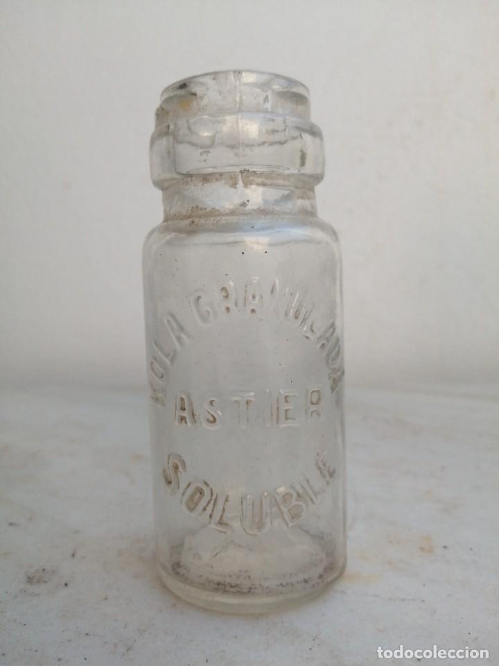 Botellas antiguas: Botella bote KOLA GRANULADA ASTIER SOLUBLE - Foto 1