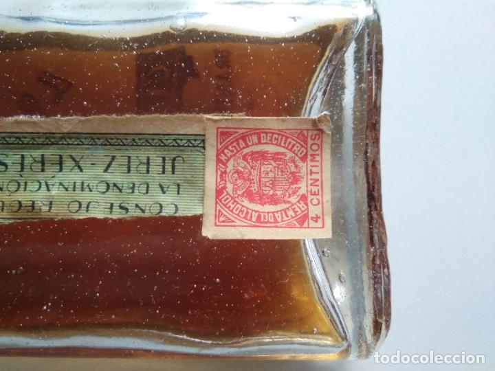 Botellas antiguas: BRANDY LUSTAU CINTAS DE ORO - Foto 5