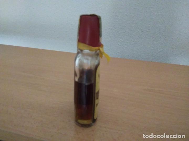 Botellas antiguas: BRANDY LUSTAU CINTAS DE ORO - Foto 9