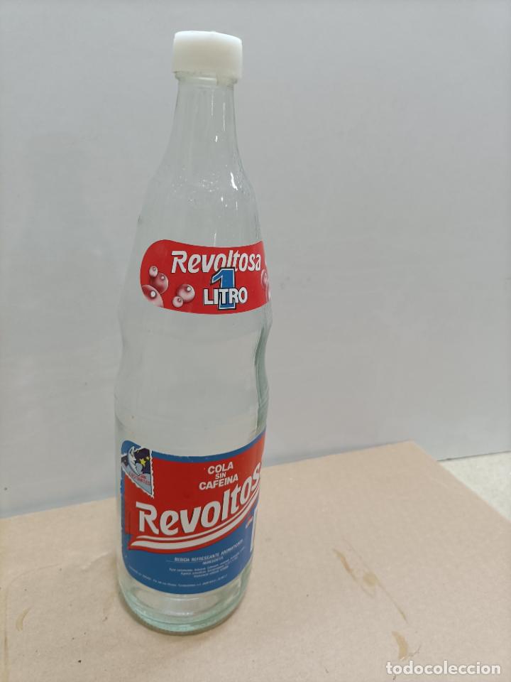 Botellas antiguas: Antigua botella de refresco Revoltosa - Foto 1