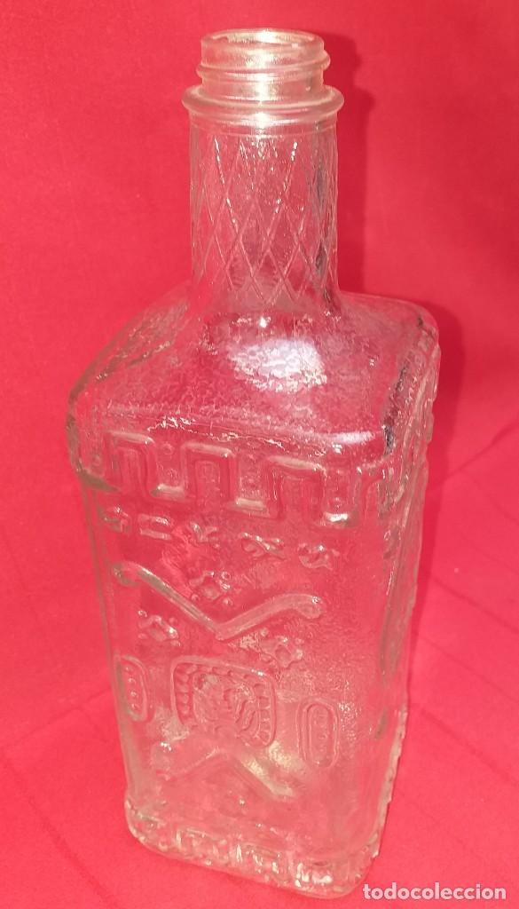 Botellas antiguas: BOTELLA DE CRISTAL TEQUILA OLMECA - Foto 3
