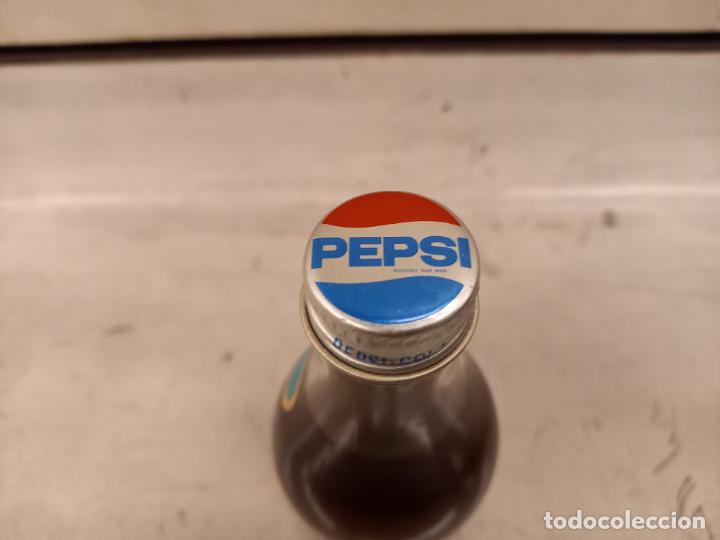 Botellas antiguas: Botella de pepsi cola - Foto 7