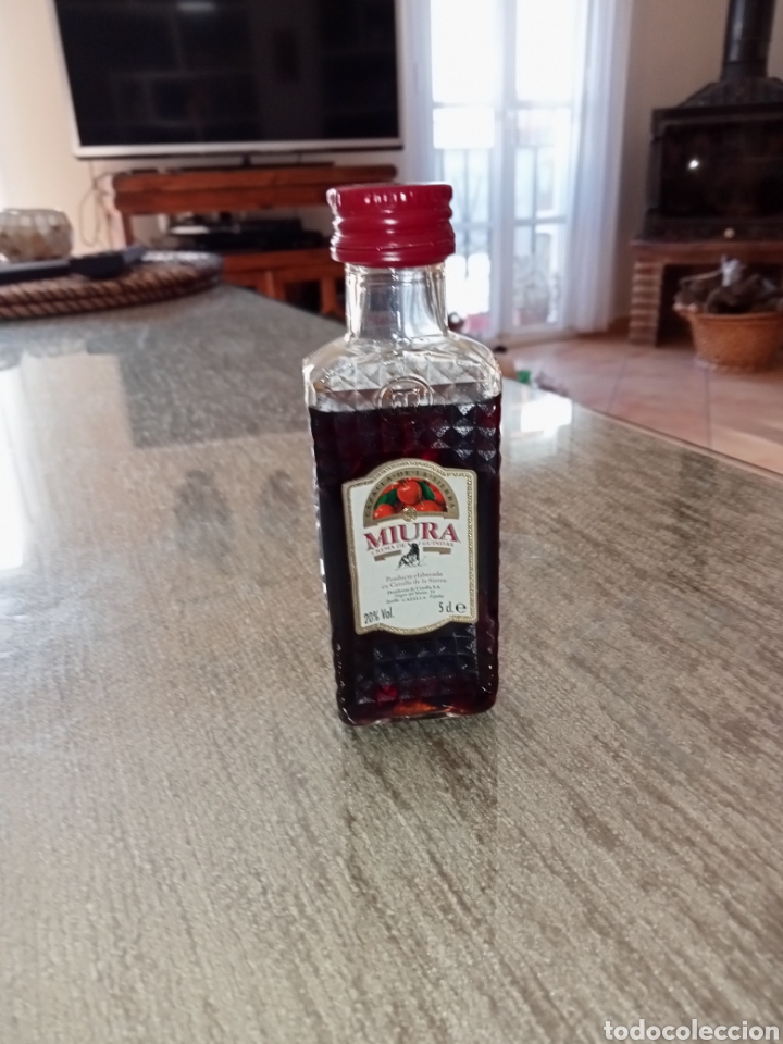 Alte Flaschen: Botellita de Miura