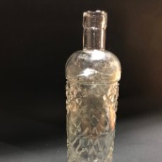 Botellas antiguas: ANTIGUA BOTELLA DE ANÍS VIRIATO. CORRALES ZAMORA. HIJOS DE F. SANTIAGO.