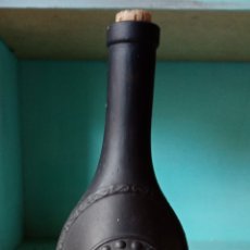 Botellas antiguas: BOTELLA CON FORMA DE CARA DE INDIO AZTECA, INCA.. Lote 309914238