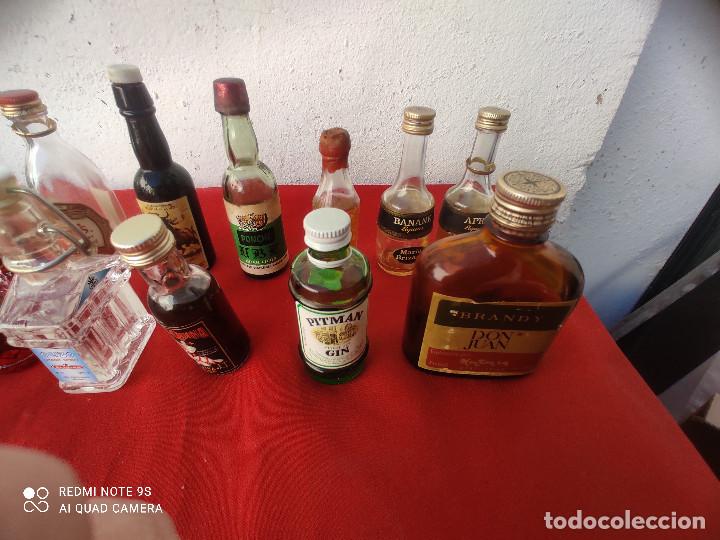 Botellas antiguas: 13 botellas peque&ntilde;as coleccionables - Foto 3