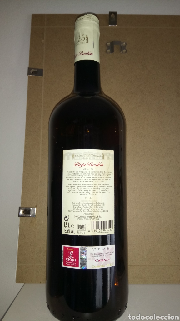 Botellas antiguas: BOTELLA VAC&Iacute;A DE RIOJA BORD&Oacute;N. CRIANZA 2013. - Foto 2