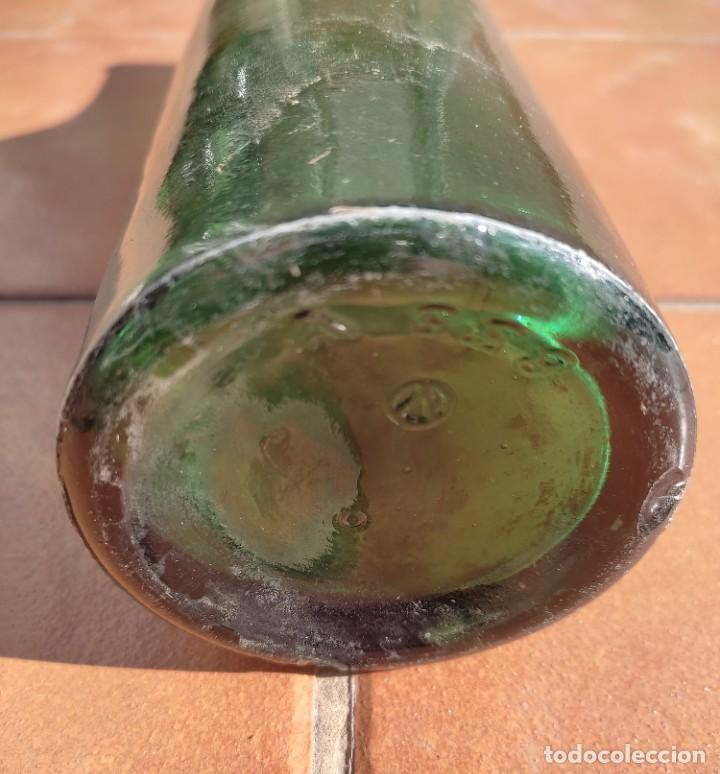 Botellas antiguas: BOTELLA ANTIGUA CO&Ntilde;AC TERRY RELIEVE - Foto 3