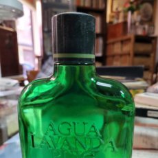Botellas antiguas: ANTIGUA BOTELLA CRISTAL PERFUMERIA COLONIA AGUA LAVANDA PUIG. Lote 312485293