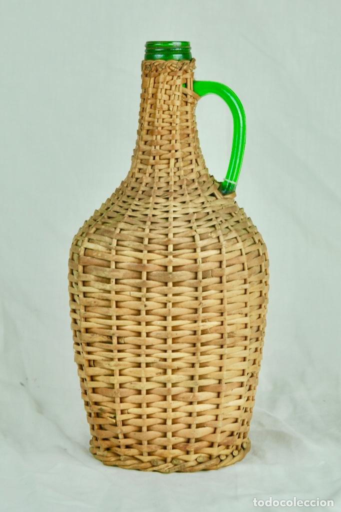Botellas antiguas: Botella forrada de mimbre - Foto 5