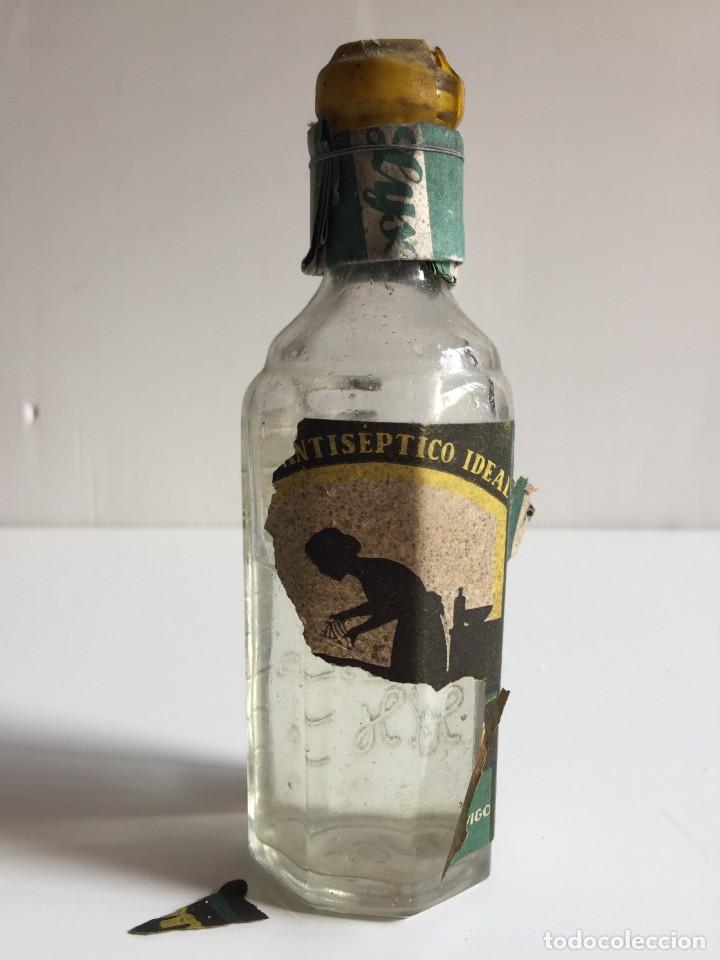Botellas antiguas: Botella de antis&eacute;ptico LYSOFORM - Foto 1
