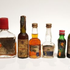 Botellas antiguas: 8 MINI BOTELLAS ANTIGUAS COLECCIÓN