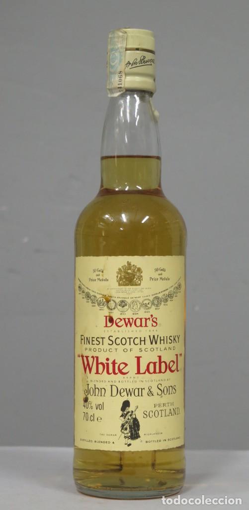 Botellas antiguas: BOTELLA. WHITE LABEL. JOHN DEWARS & SONS - Foto 1
