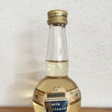 Botellas antiguas: MARIE BRIZARD MENTA BOTELLÍN BOTELLA VINTAGE 1980. Lote 327221678