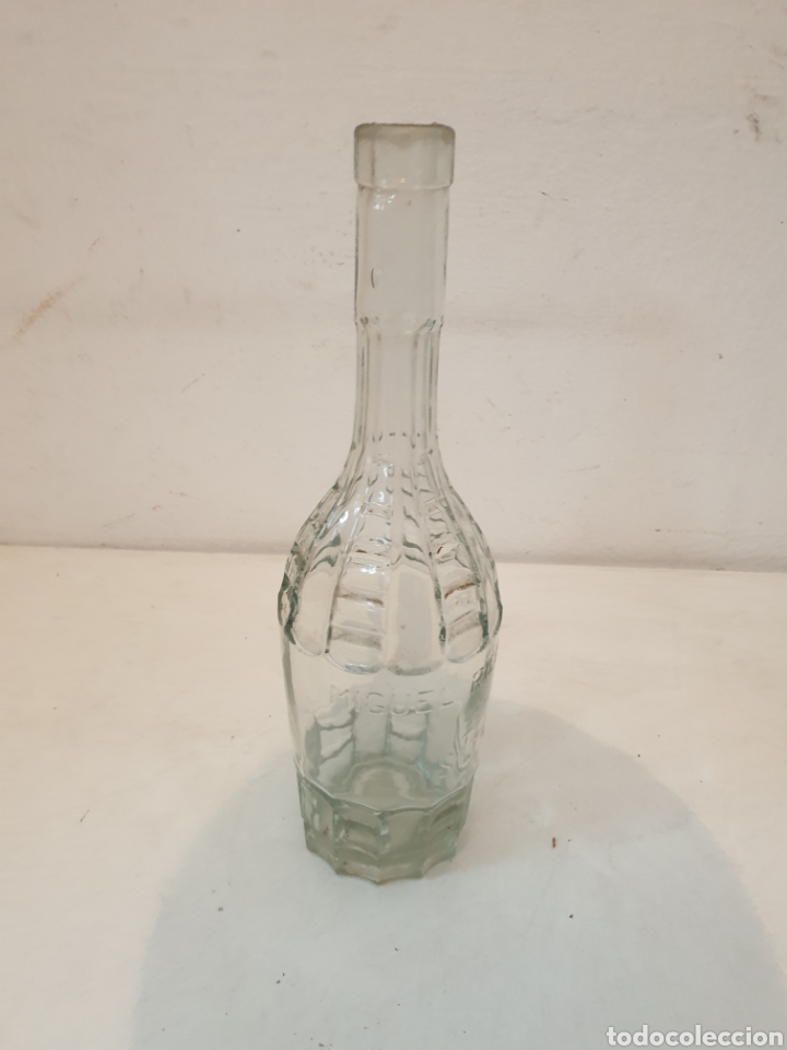 Botellas antiguas: BOTELLA MIGUEL RIERA MATAS SITGES - Foto 1