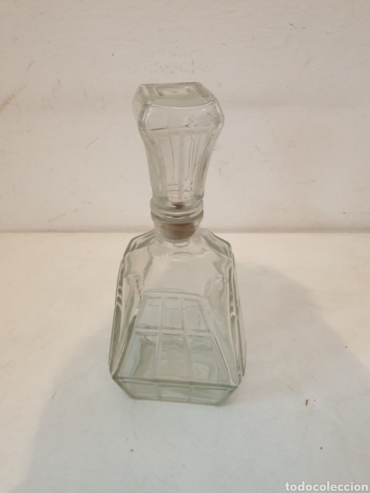 Botellas antiguas: BOTELLA CRISTAL TALLADO - Foto 1