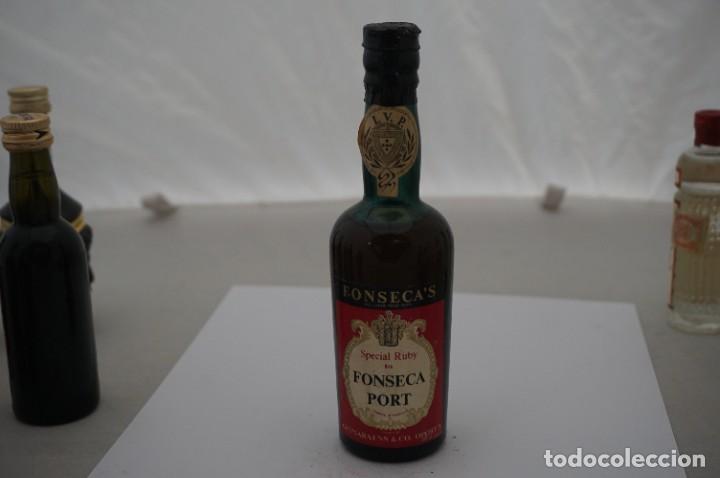 Botellas antiguas: BOTELLIN - FONSECA PORT - SPECIAL RUBY - Foto 1