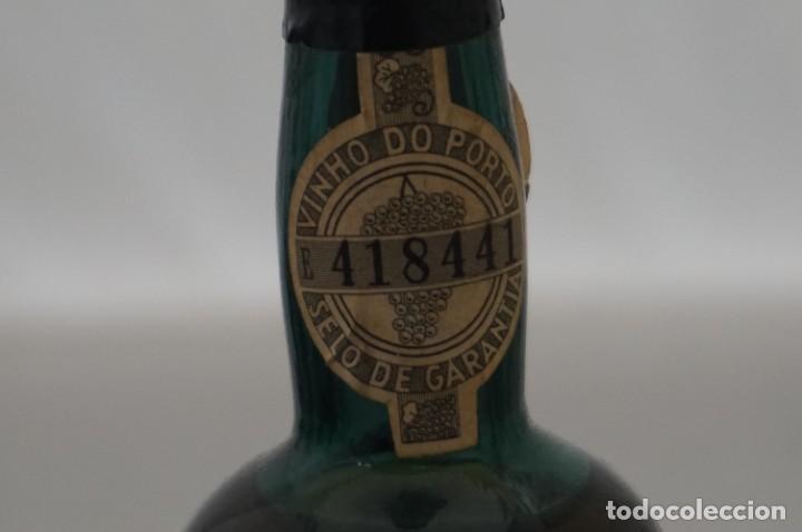 Botellas antiguas: BOTELLIN - FONSECA PORT - SPECIAL RUBY - Foto 4
