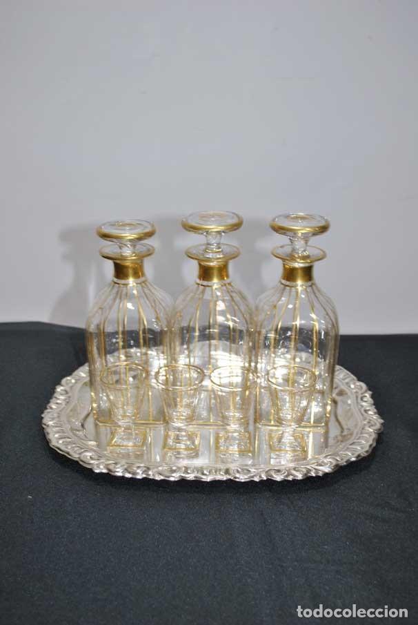 Botellas antiguas: JUEGO DE LICORERAS BOTELLAS DE LICOR - Foto 2