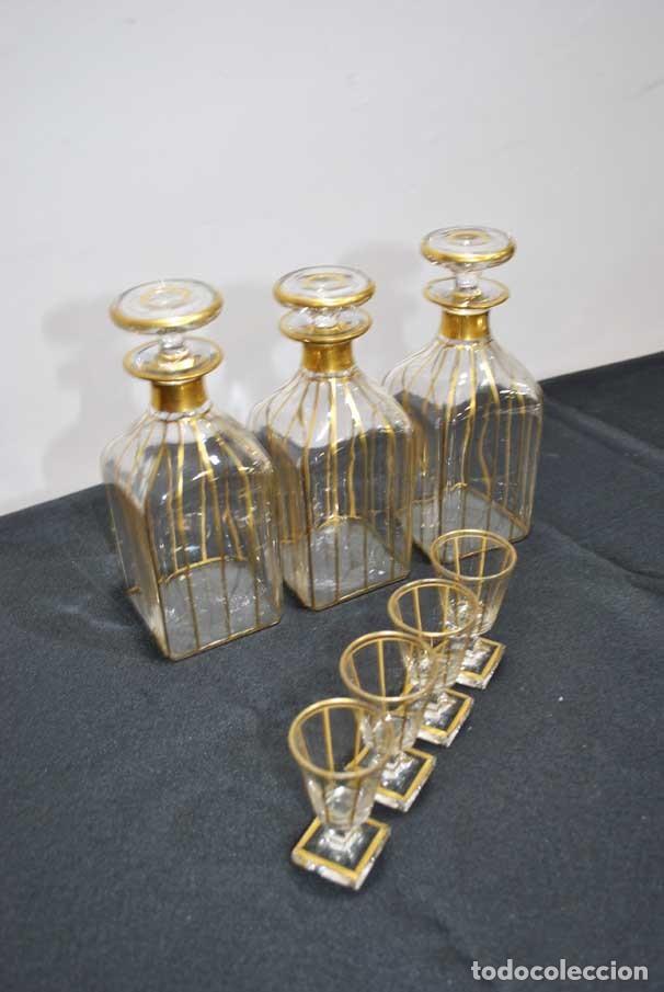Botellas antiguas: JUEGO DE LICORERAS BOTELLAS DE LICOR - Foto 4