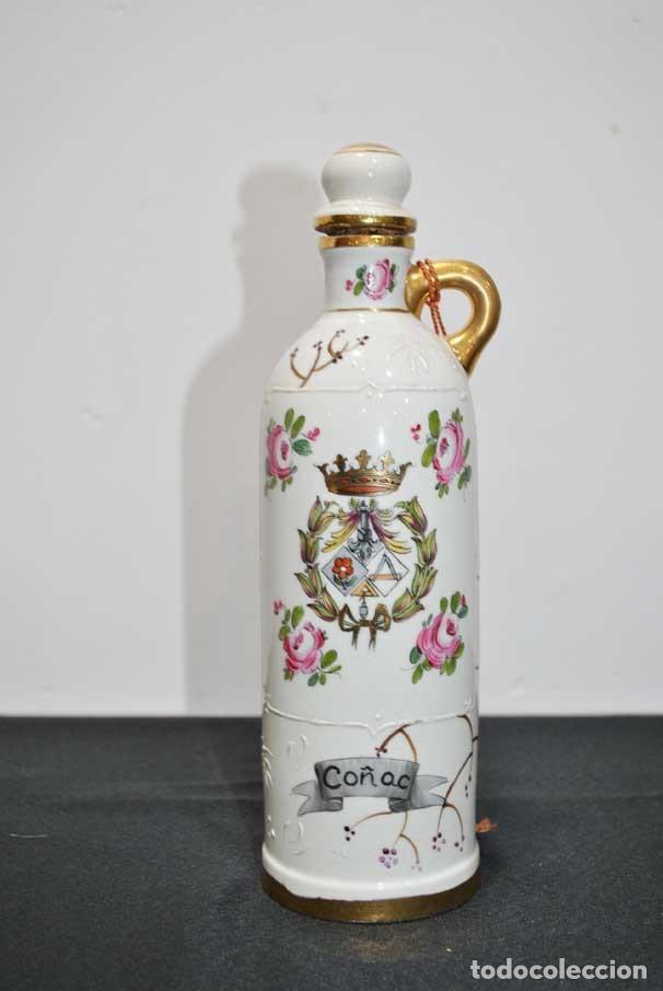 Botellas antiguas: BOTELLA ANTIGUA DE CO&Ntilde;AC - Foto 1