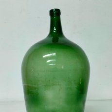 Botellas antiguas: DAMAJUANA, GARRAFA V.B. BARCELONA S.A. CRISTAL, VIDRIO - ALTURA 57 CM. Lote 339980378