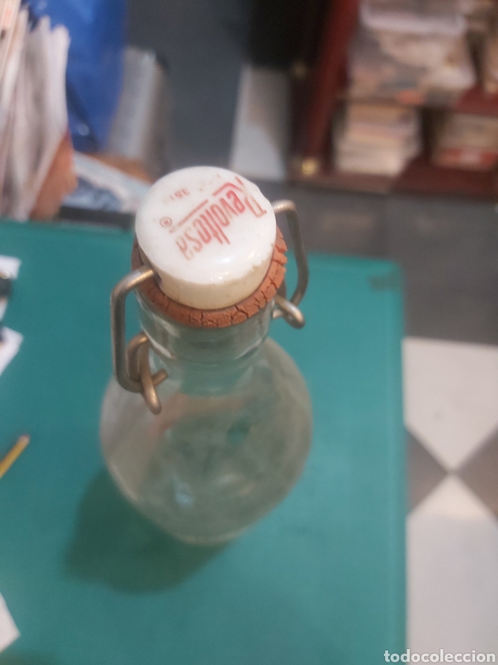Botellas antiguas: Fallo de estampaci&oacute;n revoltosa - Foto 3