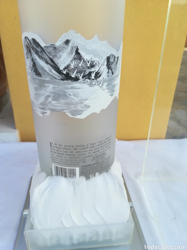 Botellas antiguas: Botella de Vodka Grey Goose con hurna - Foto 5