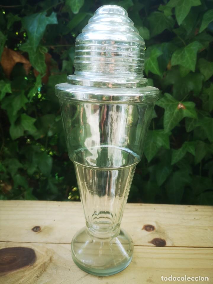 Botellas antiguas: Antigua botella de cristal - Foto 1