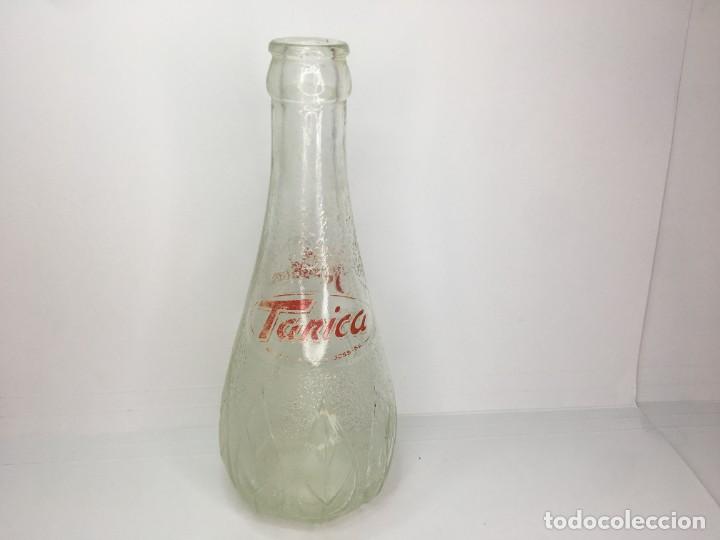 Botellas antiguas: BOTELLA DE TANICA - Foto 2