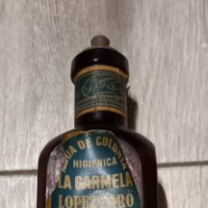 Botellas antiguas: ANTIGUO BOTE DE AGUA DE COLONIA LA CARMELA. Lote 366324546