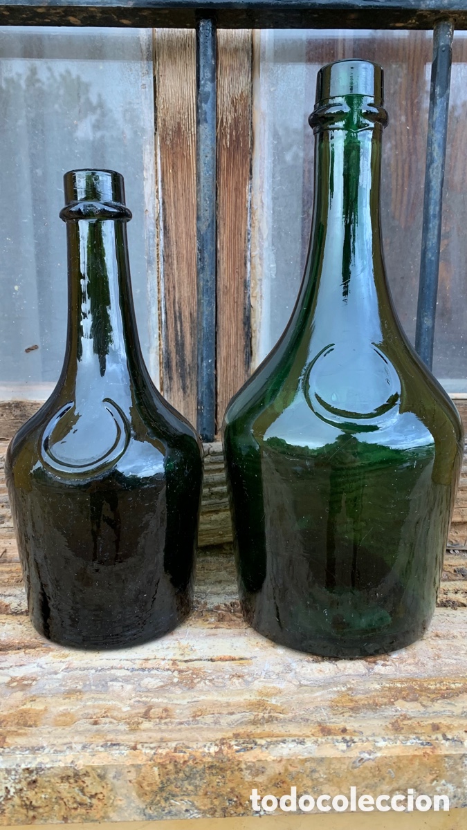 Botellas antiguas: LOTE DE 2 BOTELLAS ANTIGUAS BENEDICTINE + - Foto 3