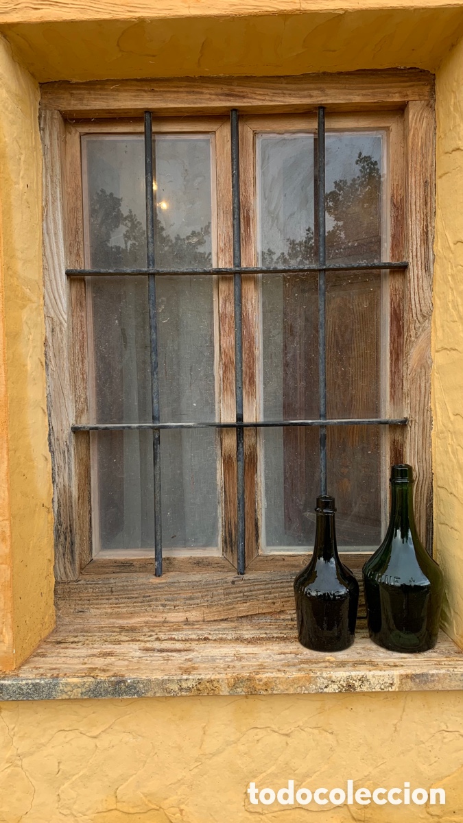 Botellas antiguas: LOTE DE 2 BOTELLAS ANTIGUAS BENEDICTINE + - Foto 4