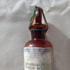 Botellas antiguas: BOTELLITA DE FARMACIA SIN ABRIR DE PERMANGANATO DE POTASIO