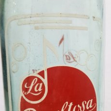 Botellas antiguas: BOTELLA DE GASEOSA LA REVOLTOSA. Lote 368350061