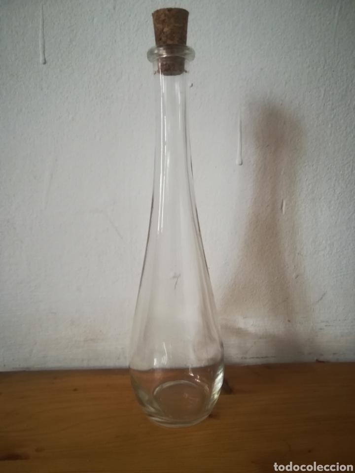 Botellas antiguas: Delicado frasco de cristal - Foto 4