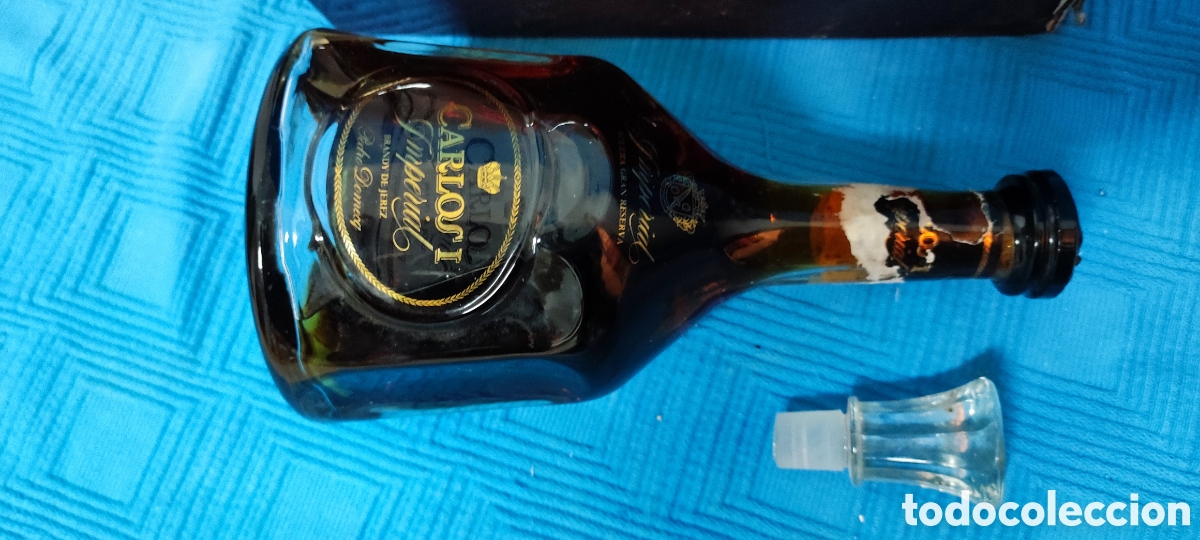 Botellas antiguas: Brandy Carlos l imperial - Foto 2