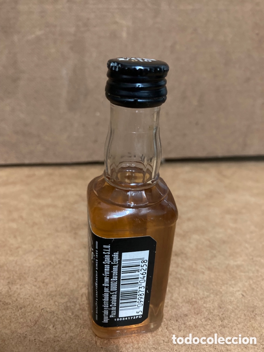 Botellas antiguas: Botell&iacute;n de Jack Daniels llena - Foto 3