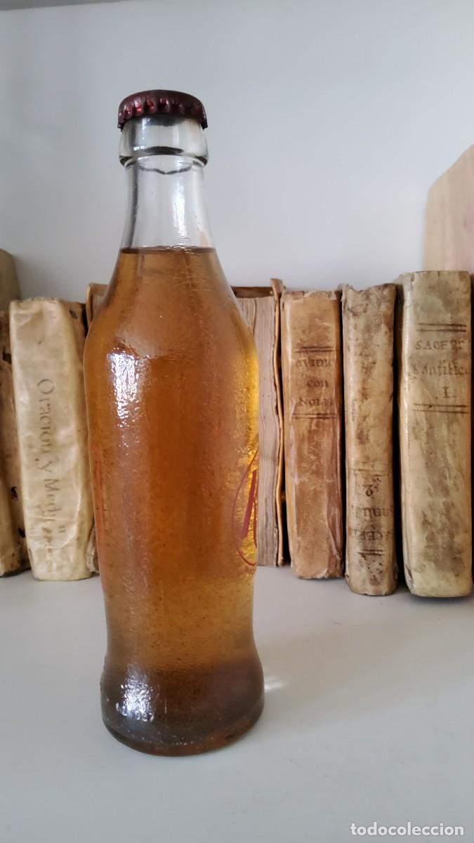 Botellas antiguas: BOTELLA DE KAS SIN ABRIR - Foto 5