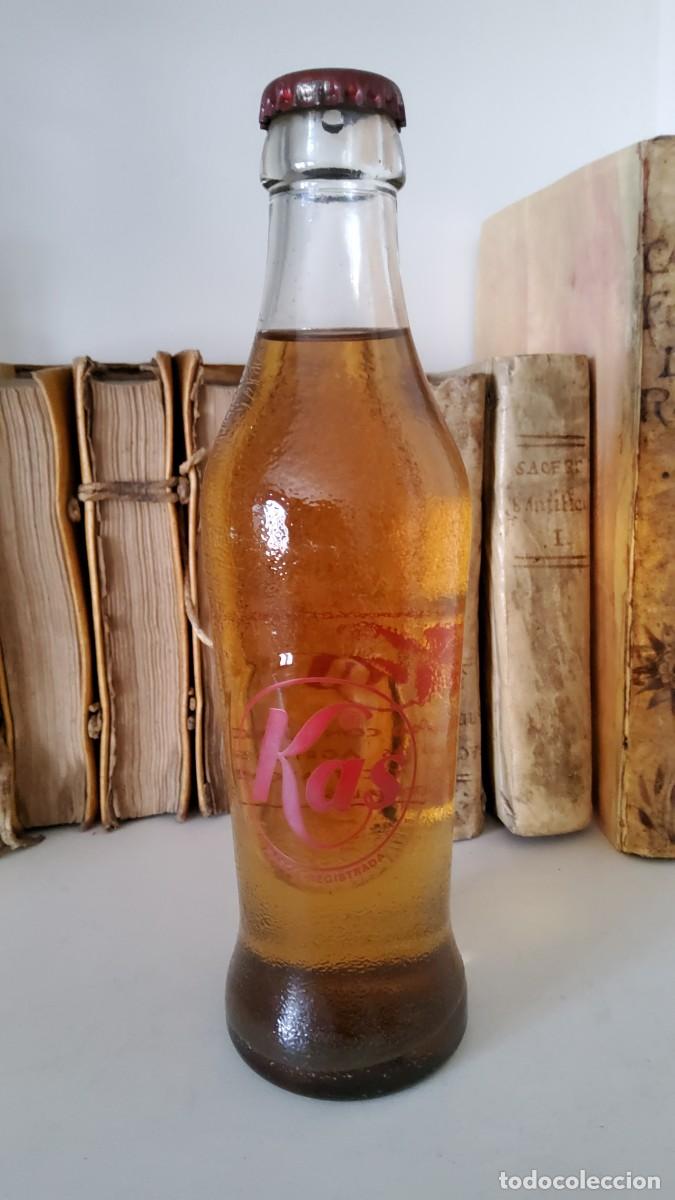 Botellas antiguas: BOTELLA DE KAS SIN ABRIR - Foto 7