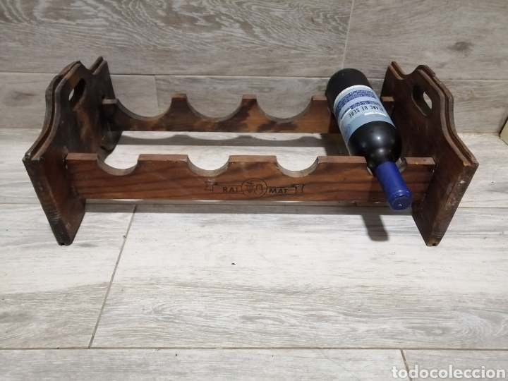 Botellas antiguas: Botellero raimat - Foto 1